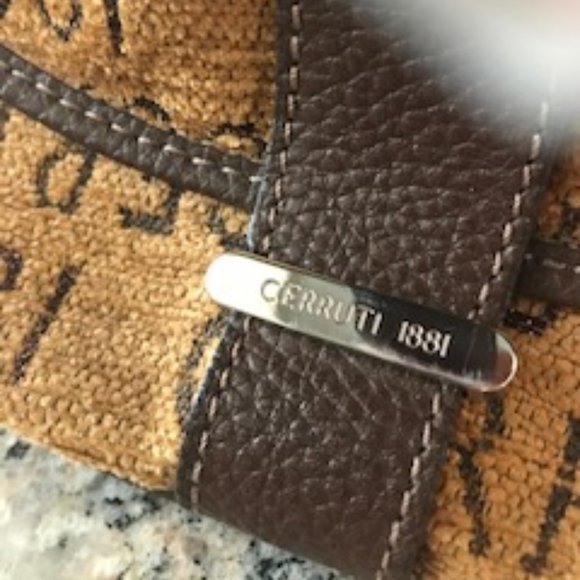 Vintage Nino Cerruti 1881 Purse - Picture 5 of 6